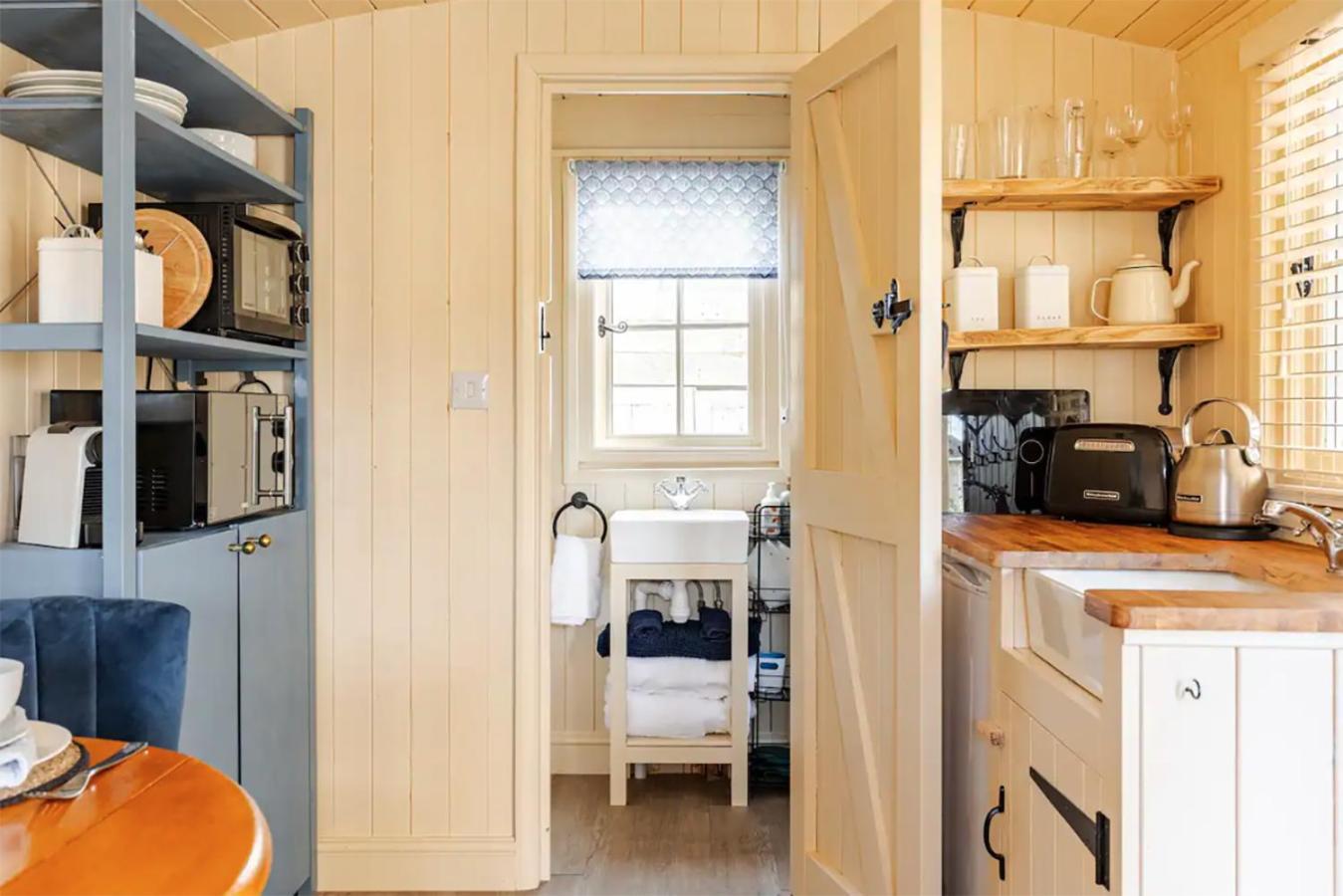 Shepherd'S Hut, Bath Extérieur photo
