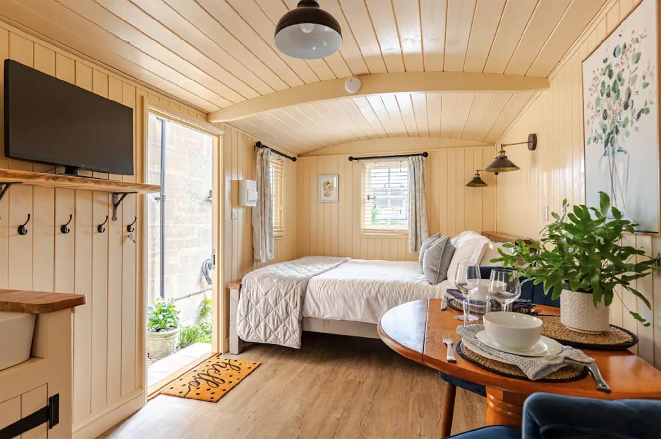 Shepherd'S Hut, Bath Extérieur photo
